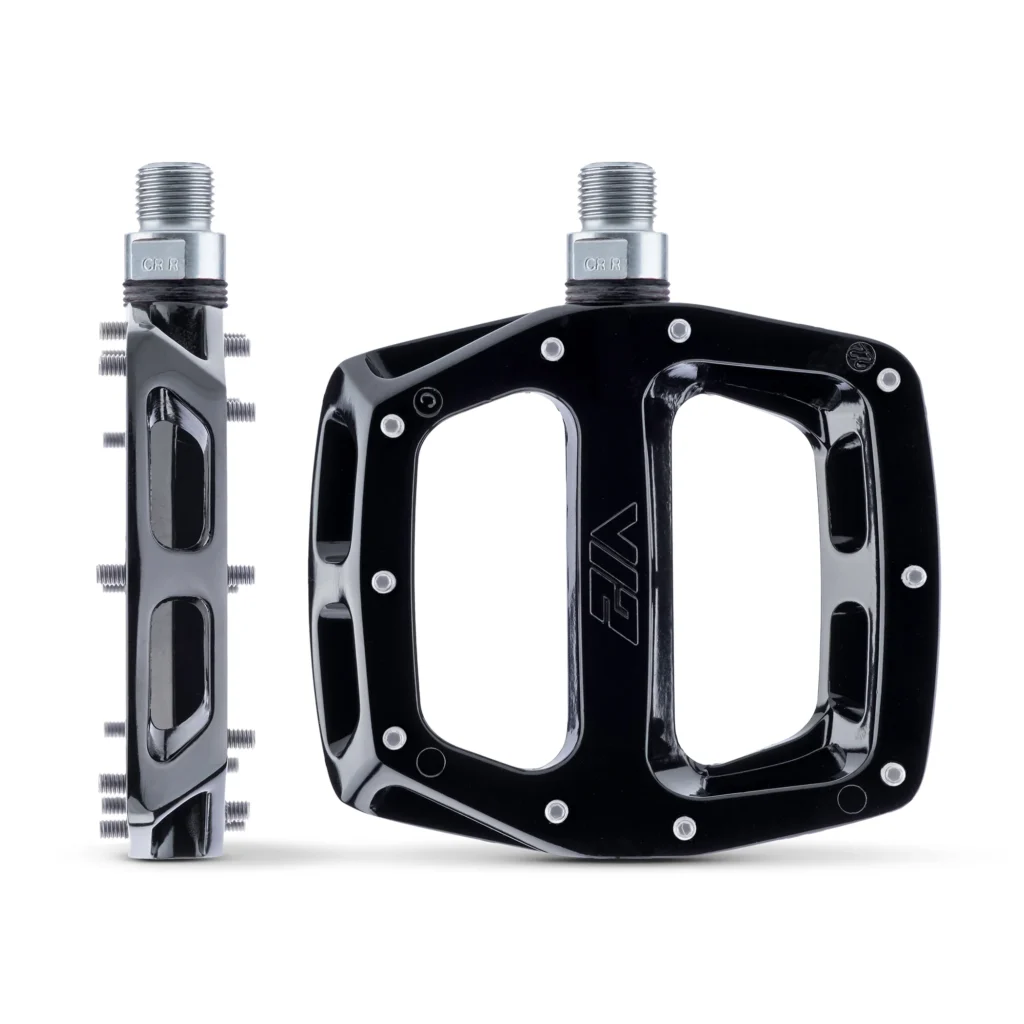DMR V12 magnesium flat pedals