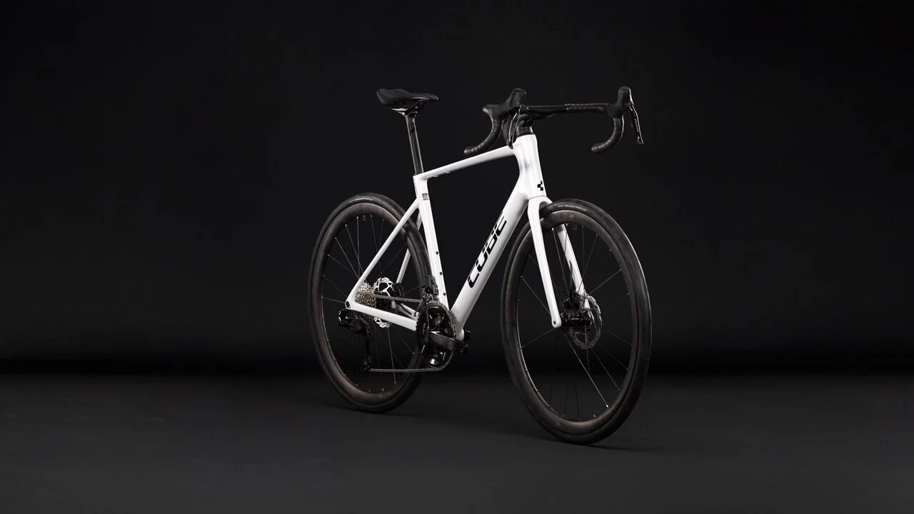 CUBE Attain C:62 SLX 2027 carbon road bike in white